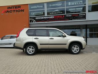 INTER ACTION VELGEN KARGIN 16 INCH NISSAN X-TRAIL MET CONTINENTAL WINTERBANDEN TS 850 