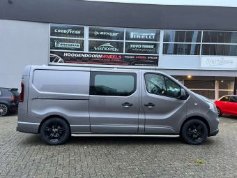 INTER ACTION VELGEN KARGIN BLACK POLISHED IN 17 INCH GEMONTEERD ONDER EEN FIAT TALENTO