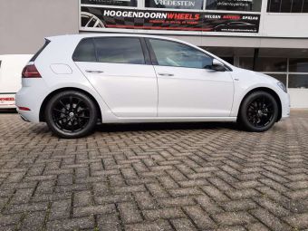 IT WHEELS ALICE IN 16 INCH GEMONTEERD ONDER EEN VW GOLF