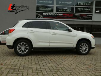 IT WHEELS ALICE 16 INCH VELGEN ZILVER MET WINTERBANDEN GEMONTEERD ONDER EEN MITSUBISHI ASX