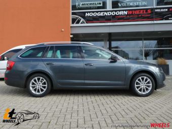 IT WHEELS VELGEN ALICE ZILVER IN 16 INCH ONDER EEN SKODA OCTAVIA