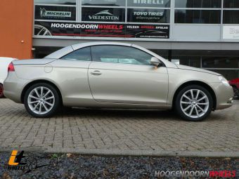 IT WHEELS ALICE ZILVER IN 17 INCH GEMONTEERD ONDER EEN VOLKSWAGEN EOS 