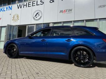 JAPAN RACING JR33 BLACKIN 19 INCH GEMONTEERD ONDER EEN AUDI A4 