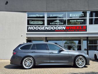 JR WHEELS JR28-SILVER MACHINED IN 19 INCH BREEDSET GEMONTEERD ONDER EEN BMW 3 SERIE