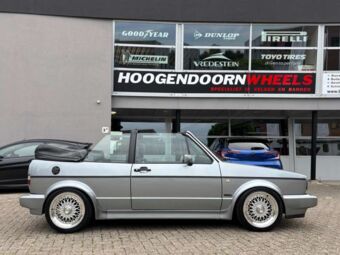 LENSO BSX GLOSS SILVER POLISHED IN 16 INCH GEMONTEERD ONDER EEN VOLKSWAGEN GOLF 1