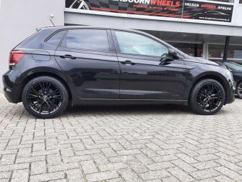 MAK UNION VELGEN BLACK IN 17 INCH GEMONTEERD ONDER EEN VOLKSWAGEN POLO 