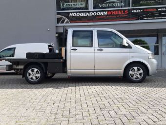 MAK VELGEN KING 5 SILVER IN 16 INCH GEMONTEERD ONDER EEN VW T5 