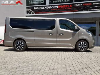 MAK WHEELS ITALY LAOD5 IB IN 17 INCH GEMONTEERD ONDER EEN FIAT TALENTO