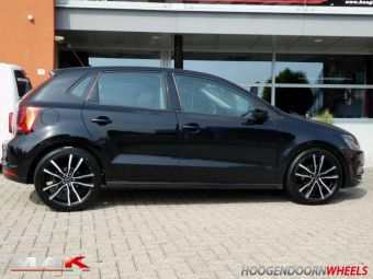 MAK VELGEN MILANO ZWART GEPOLIJST GEMONTEERD IN 17 INCH ONDER EEN VW POLO 