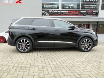 MAK WHEELS WOLF BM IN 19 INCH GEMONTEERD ONDER EEN PEUGEOT 5008 