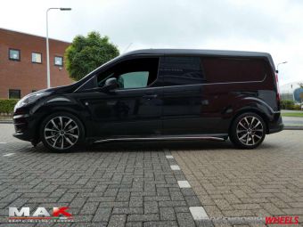 MAK VELGEN TYPE WOLF ZWART GEPOLIJST IN 18 INCH GEMONTEERD ONDER EEN FORD TRANSIT CONNECT