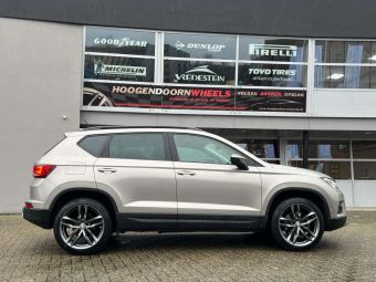 MAM WHEELS MAM RS3 PALLADIUM PAINTED IN 19 INCH GEMONTEERD ONDER EEN SEAT ATECA