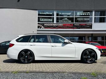 MEISTERWERK MW11 18 INCH BLACK POLISHED VELGEN GEMONTEERD ONDER EEN BMW 3