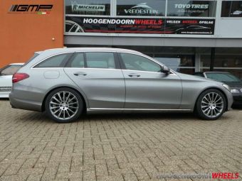 GMP DEDICATED STELLAR MERCEDES IN 18 INCH ANTRACIET GEPOLIJST GEMONTEERD ONDER EEN MERCEDES C KLASSE 