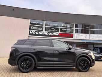 MONACO GPX BLACK IN 19 INCH GEMONTEERD ONDER EEN OPEL GRANDLAND X