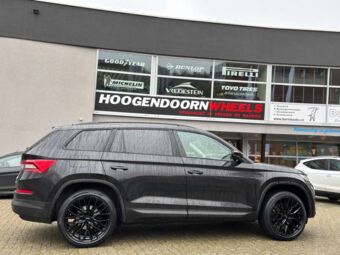 MONACO GPX BLACK IN 20 INCH GEMONTEERD ONDER EEN SKODA KODIAQ