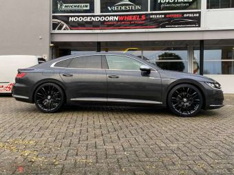 MONACO WHEELS IN 20 INCH BLACK GEMONTEERD ONDER EEN VW ARTEON 