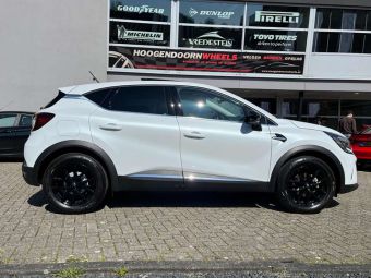 MONACO CL2 IN 17 INCH GEMONTEERD ONDER EEN RENAULT CAPTUR