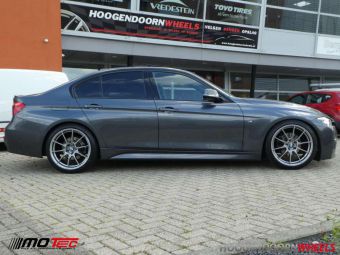 MOTEC VELGEN ULTRALIGHT BREEDSET IN 19 INCH GEMONTEERD ONDER EEN BMW 3 SERIE F30 