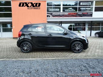 OXXO VELGEN PONDORA BLACK POLISHED 16 INCH GEMONTEERD ONDER EEN KIA PICANTO 