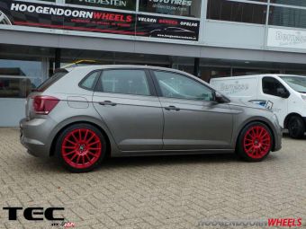 TEC SPEEDWHEELS AS2 IN 17 IONCH MET WINTERBANDEN GEMONTEERD ONDER EEN VW POLO 