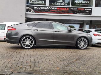 VEEMAN V-FS39 IN 20 INCH SILVER MACHINED GEMONTEERD ONDER EEN FORD MONDEO